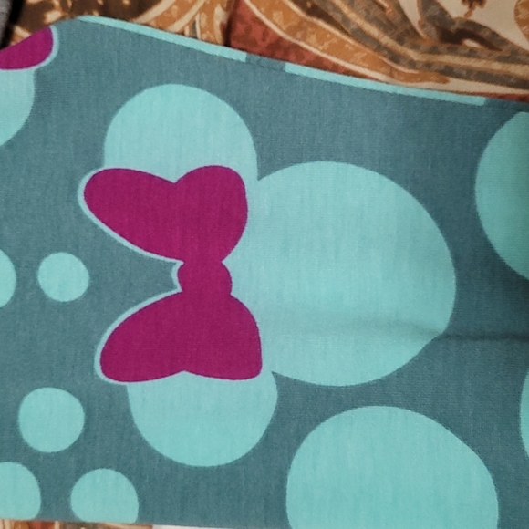 Lularoe Minnie Mouse baseball shirt - Picture 4 of 4